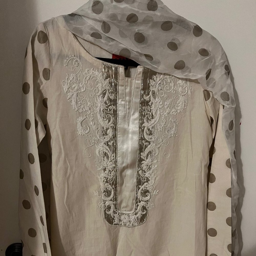 Cotton Kameez Mafia by Maria B.